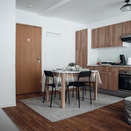 Spacieux Neuf Et Lumineux Hyper Centre Apartamento Ernée Exterior foto