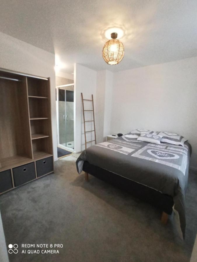 Spacieux Neuf Et Lumineux Hyper Centre Apartamento Ernée Exterior foto